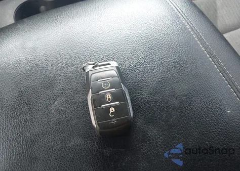 2021 Ram 1500 Big Horn 4X2 6'4 Box из США, поврежденный, VIN 1C6RREBT0MN828129